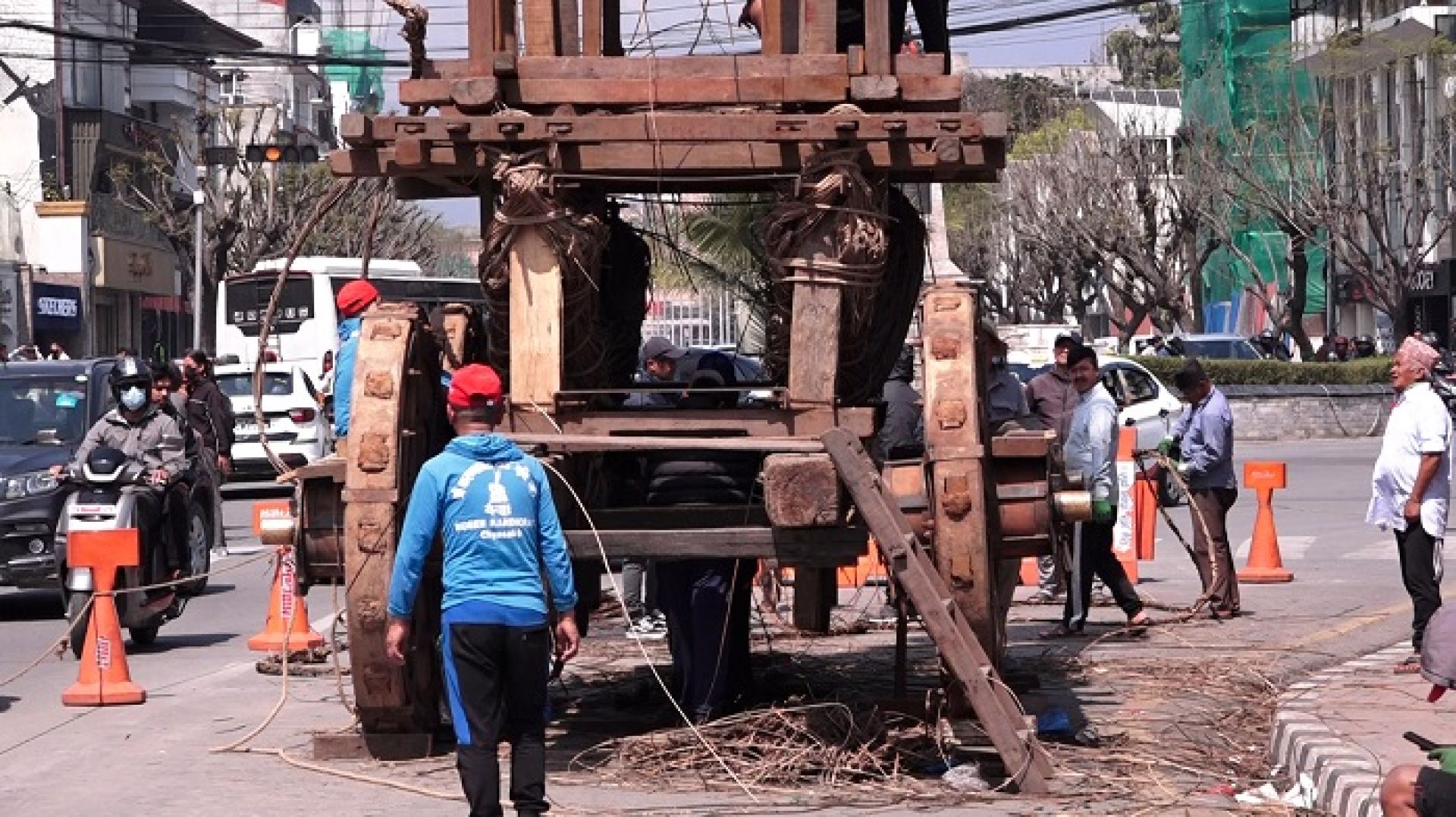 सेतो मच्छिन्द्रनाथ जात्राको तयारी धमाधम, चैत १२ गते जात्रा मनाईँदै