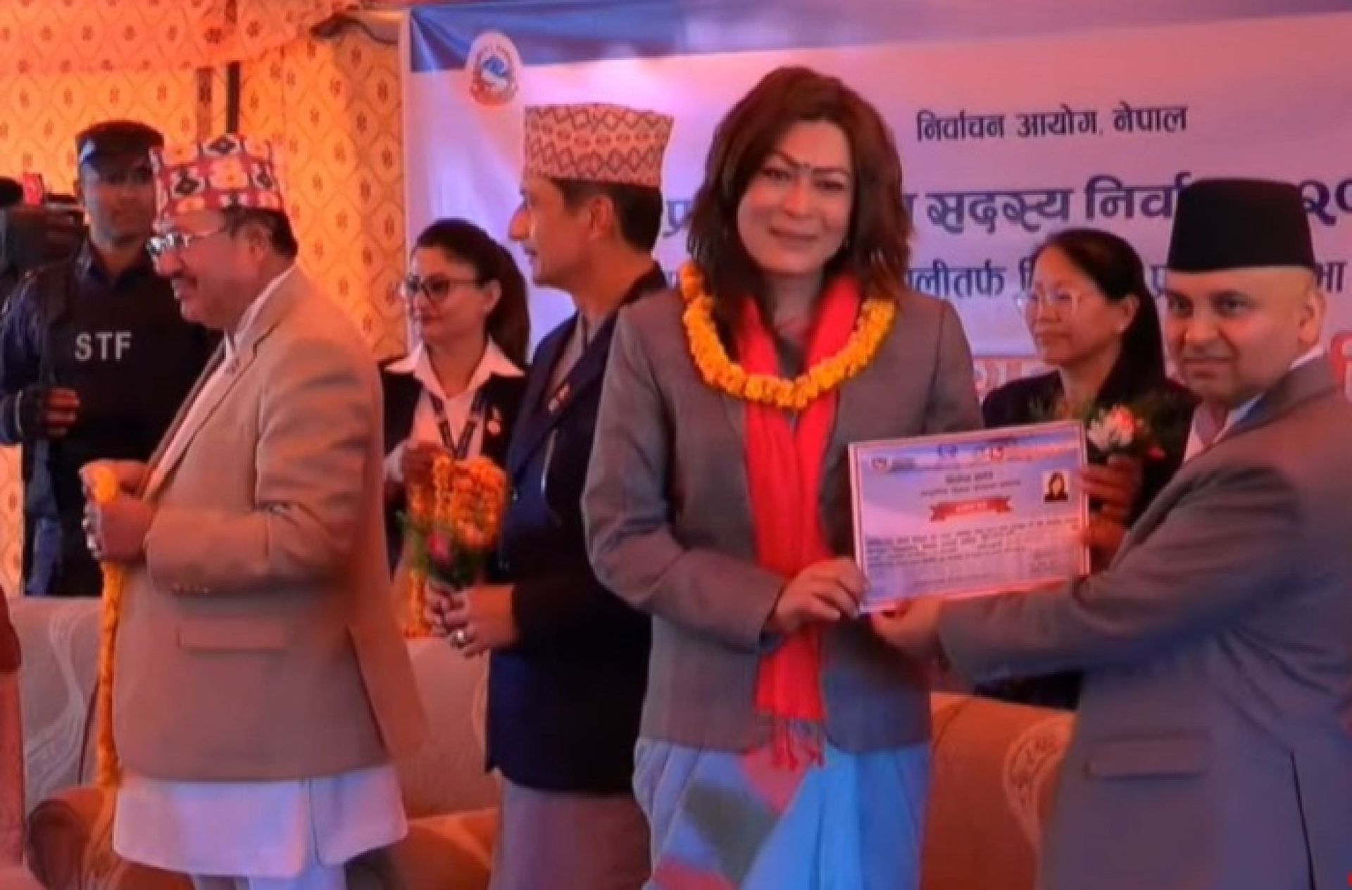 समानुपातिक सांसदलाई आयोगद्वारा प्रमाणपत्र प्रदान