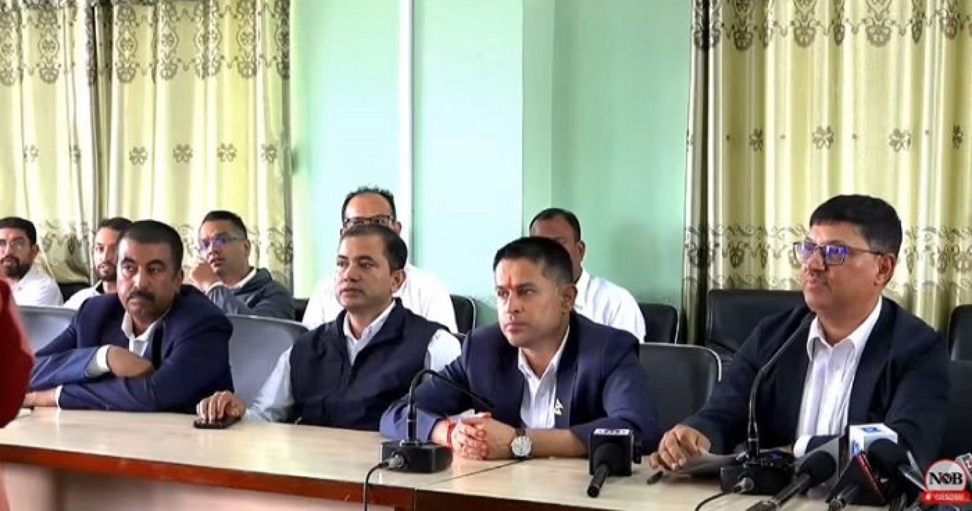 रसुवा बाढी : सडक यातायात पुनःस्थापनामा तीव्रता, ५३ वटा झोलुङ्गे पुलमा क्षति 