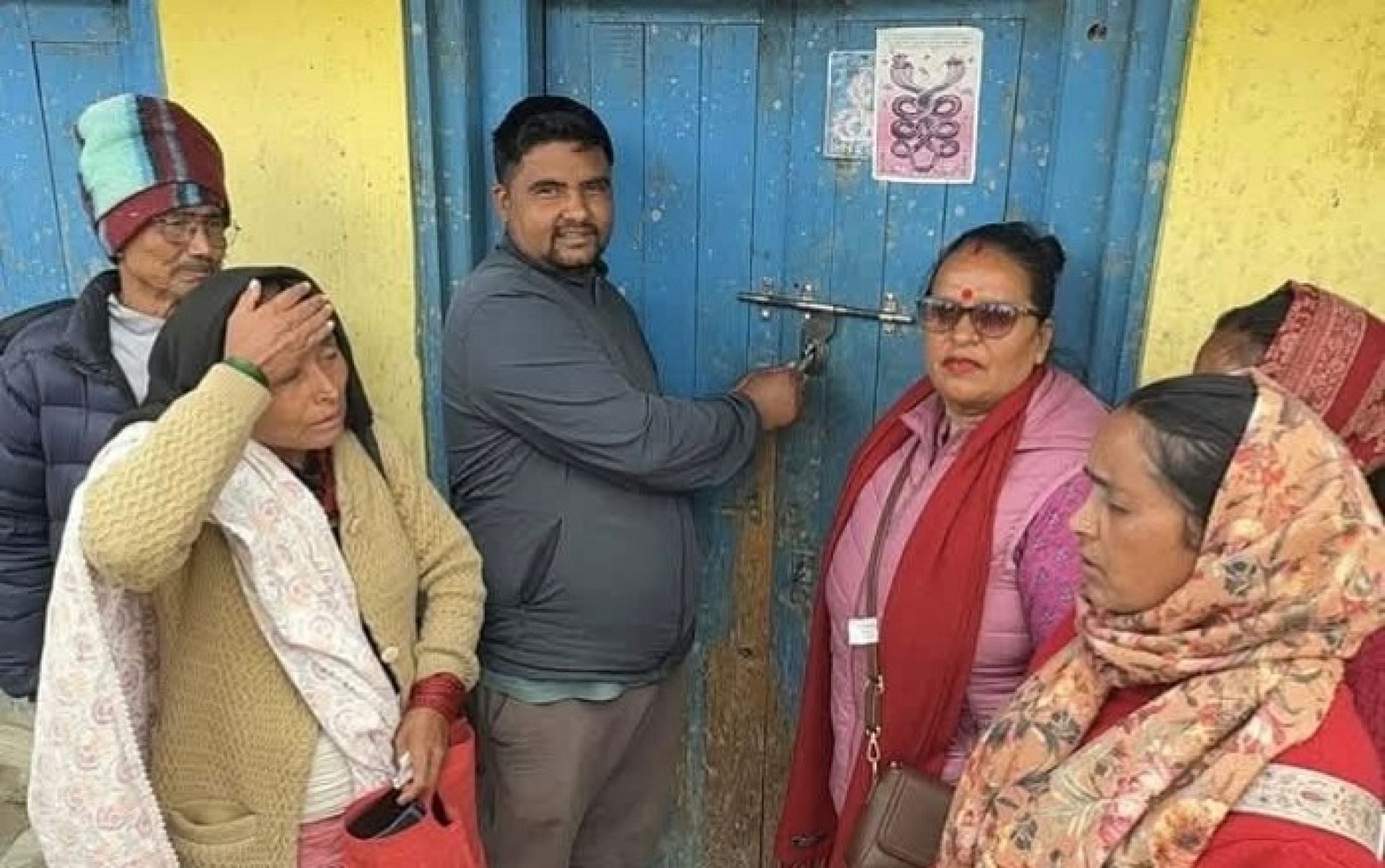 जुम्लामा दुई उडान गर्ने सहमतिपछि नेपाल एयरलाइन्स कार्यालयको ताला खोलियो