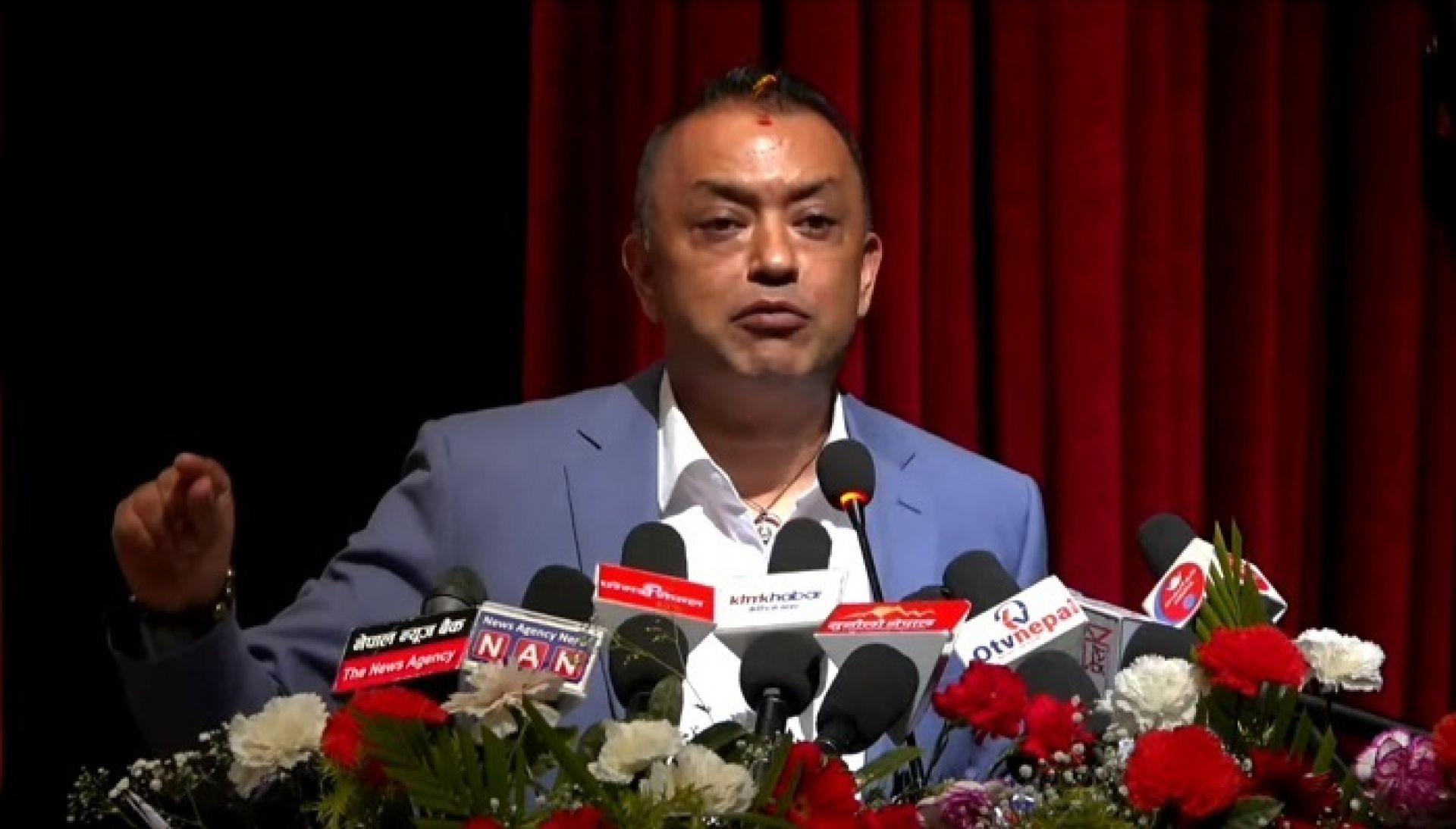 सरकारले सुकुम्बासीमाथि युद्द र अपराधीको व्यवहार गर्योः सभापति थापा