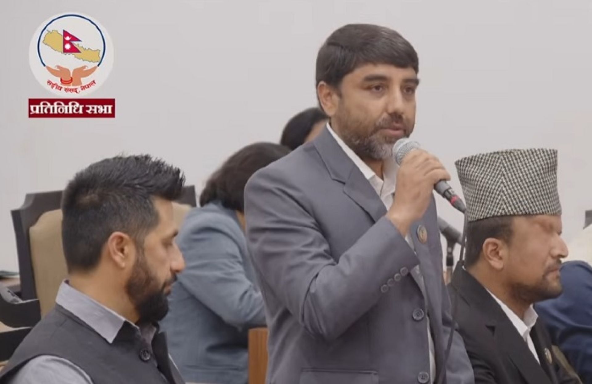 सदनमा अनुहार मात्र परिवर्तन नभई काम गर्ने शैली र परिणाम पनि परिवर्तन गर्नुपर्छः सांसद बुर्लाकोटी