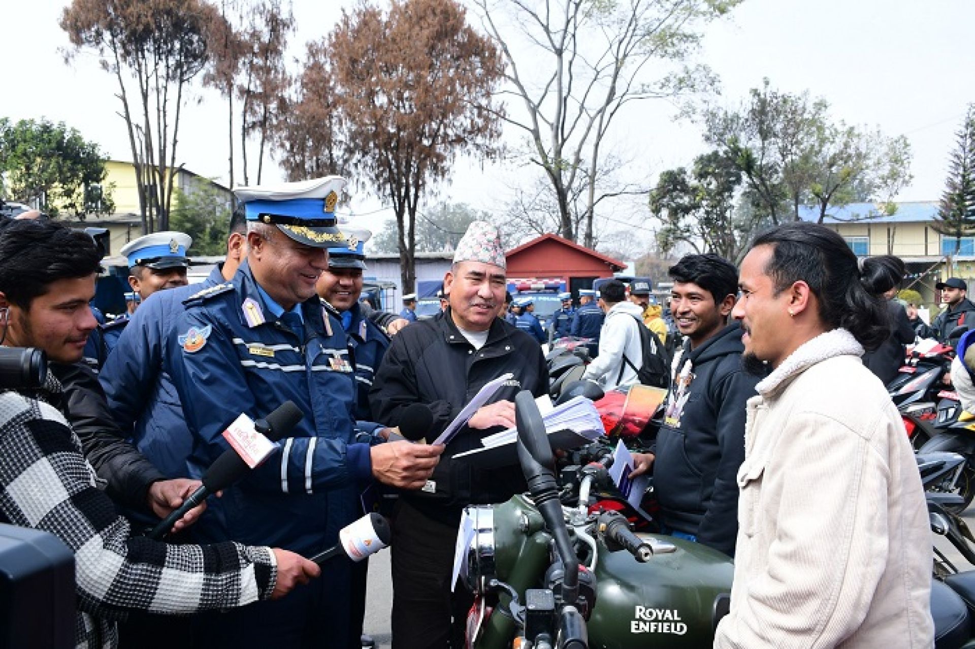 चोरी भएका ५३ ओटा दुई पाङ्ग्रे सवारी साधन सम्बन्धित धनीलाई हस्तान्तरण