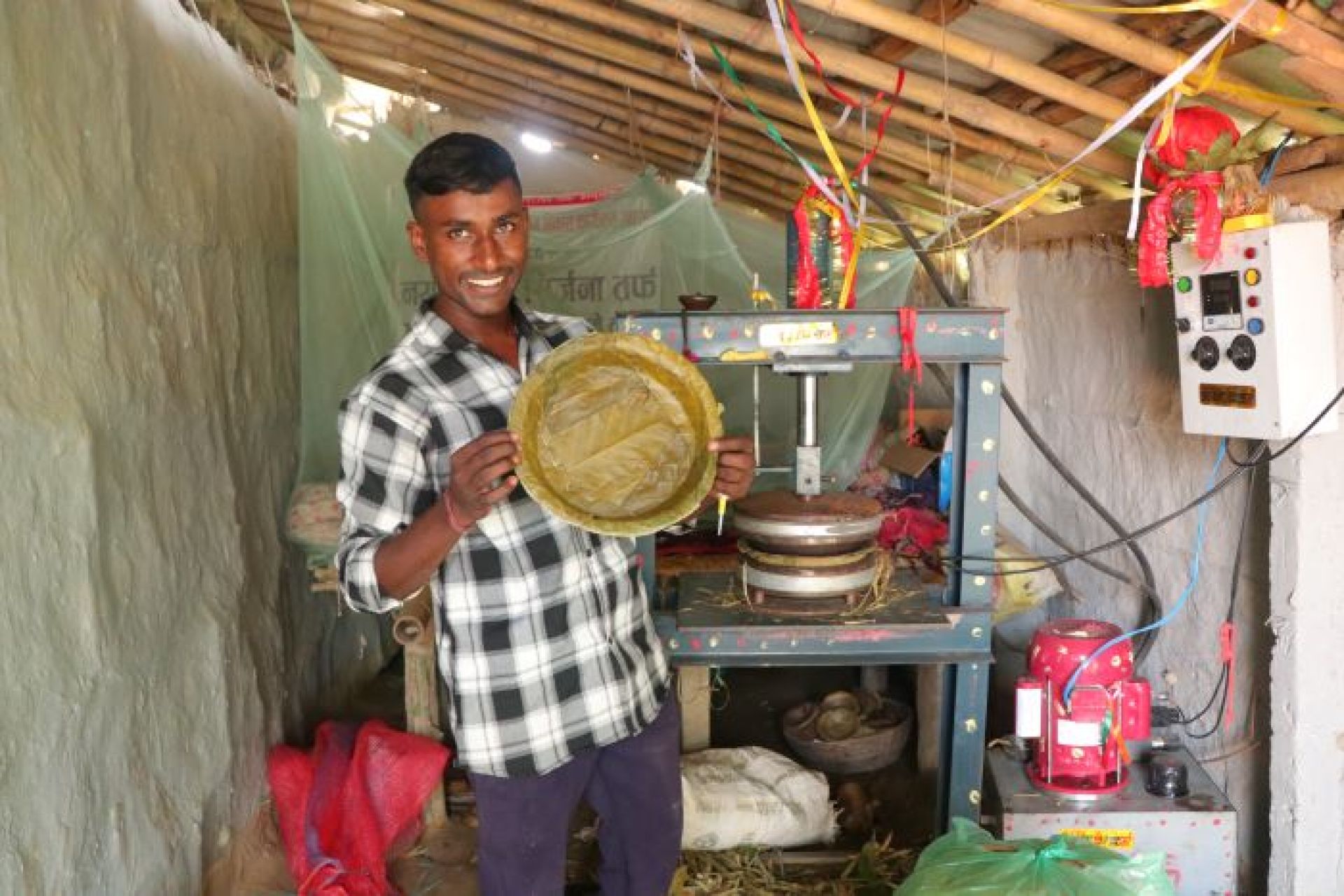 टपरी बेचेर मासिक डेढ लाख आम्दानी गर्छन्  हरिवनका जितेन्द्र