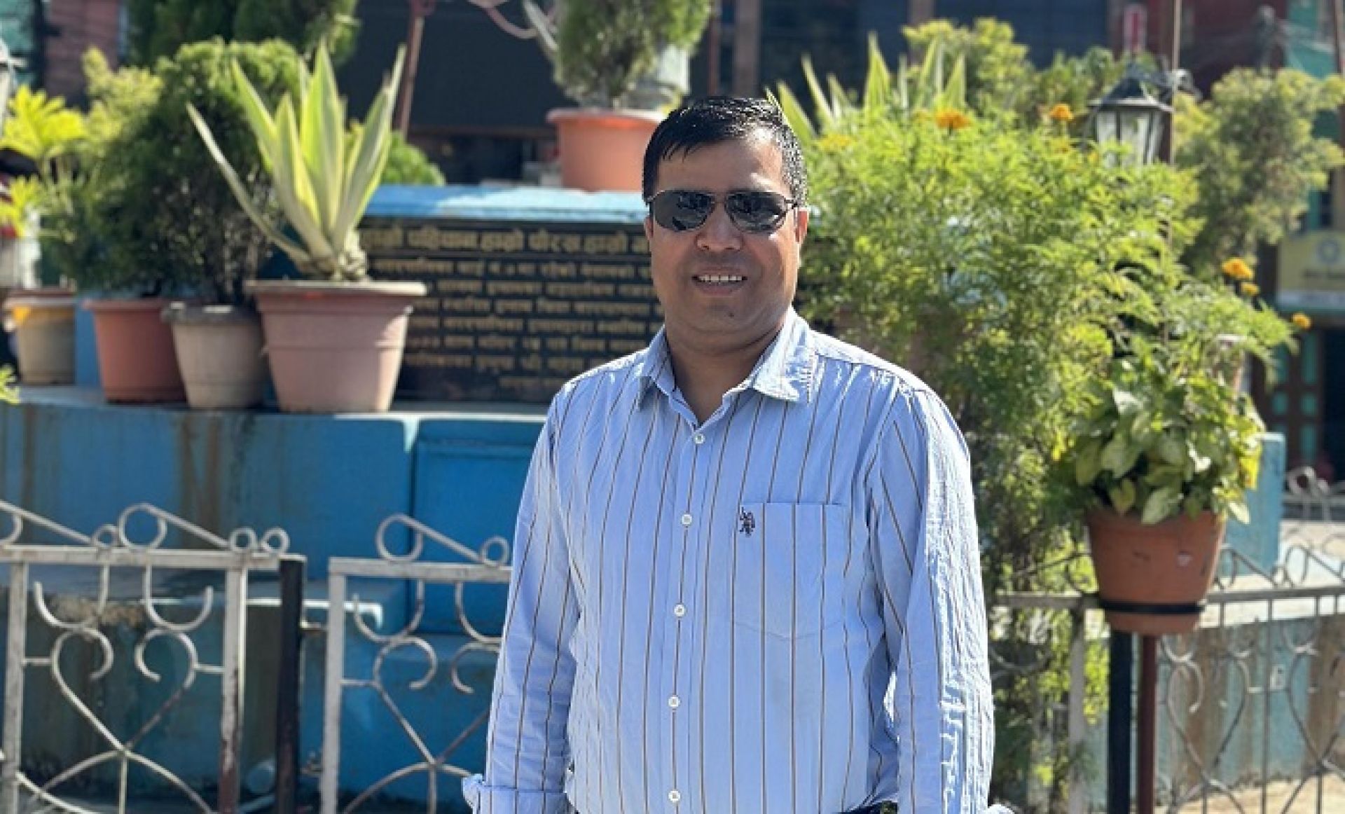 देशमै भविष्य खोज्नेहरुलाई बाटो देखाईरहेका गुरागाईं !